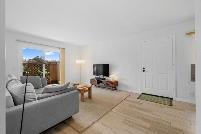 Building Photo - Private La Jolla Condo with Resort-Style Amenities Near UTC