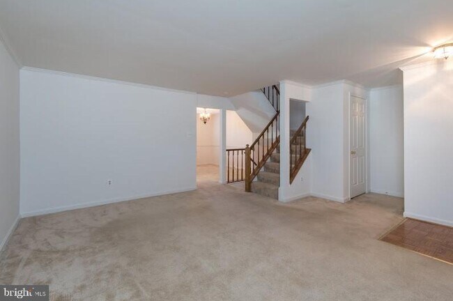Foto del edificio - 7355 Crestleigh Cir