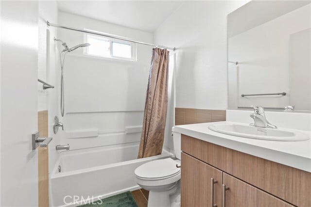 Building Photo - 112 N Primrose Ave