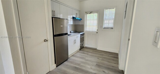 Foto del edificio - 930 SW 4th St