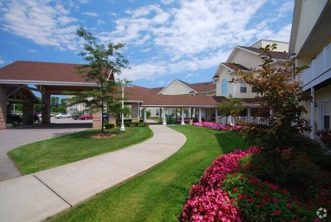 Building Photo - Parkwood Heights- Senior Living