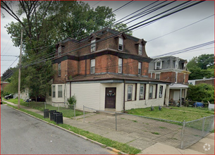 Building Photo - 700 Pine St