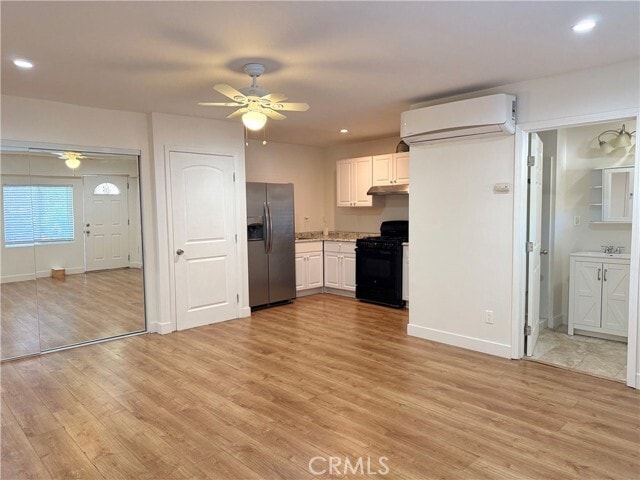 Foto del edificio - 22942 Cass Ave