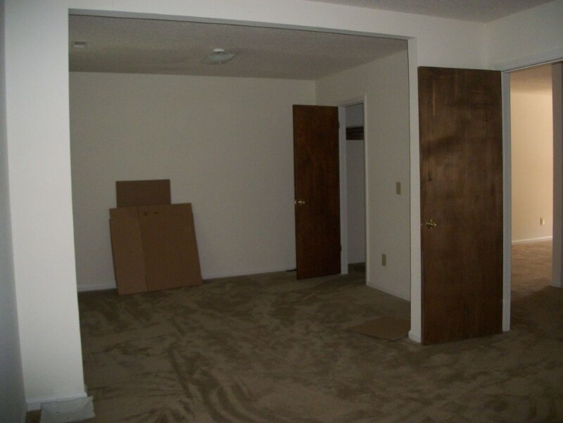 Foto del edificio - 3170 Moseley Dr