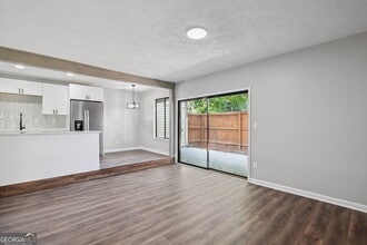 Building Photo - 3193 Nectarine Cir