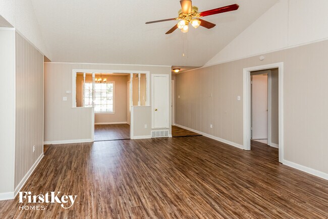 Building Photo - 3793 Silver Chalice Dr