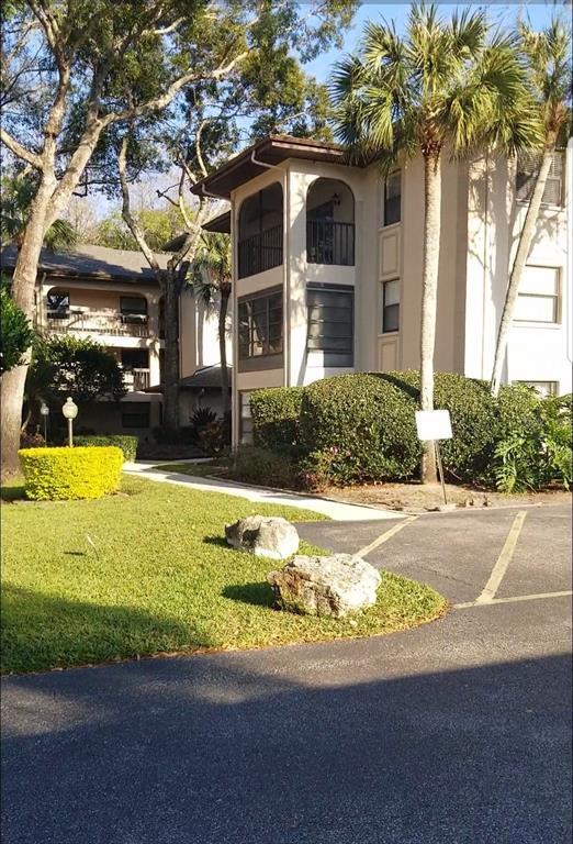 Building Photo - 3399 Mermoor Dr