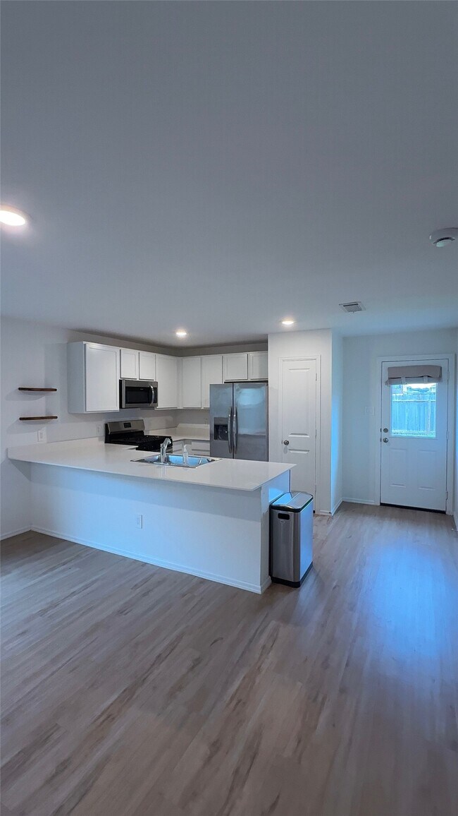 Building Photo - 17434 Cyprian Cedar Ln