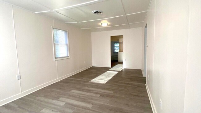 Foto del edificio - 51796 Co Rd 9