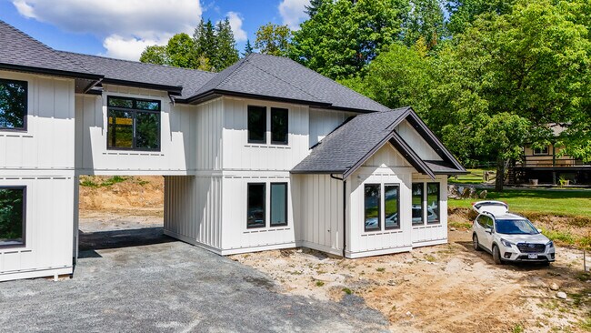 Building Photo - 34165 Hartman Ave