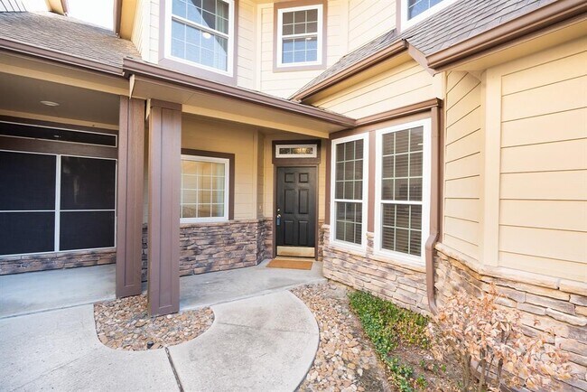 Building Photo - 7927 Glenn Cliff Dr