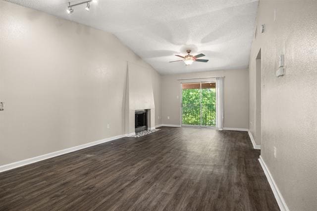 Building Photo - 6050 Melody Ln