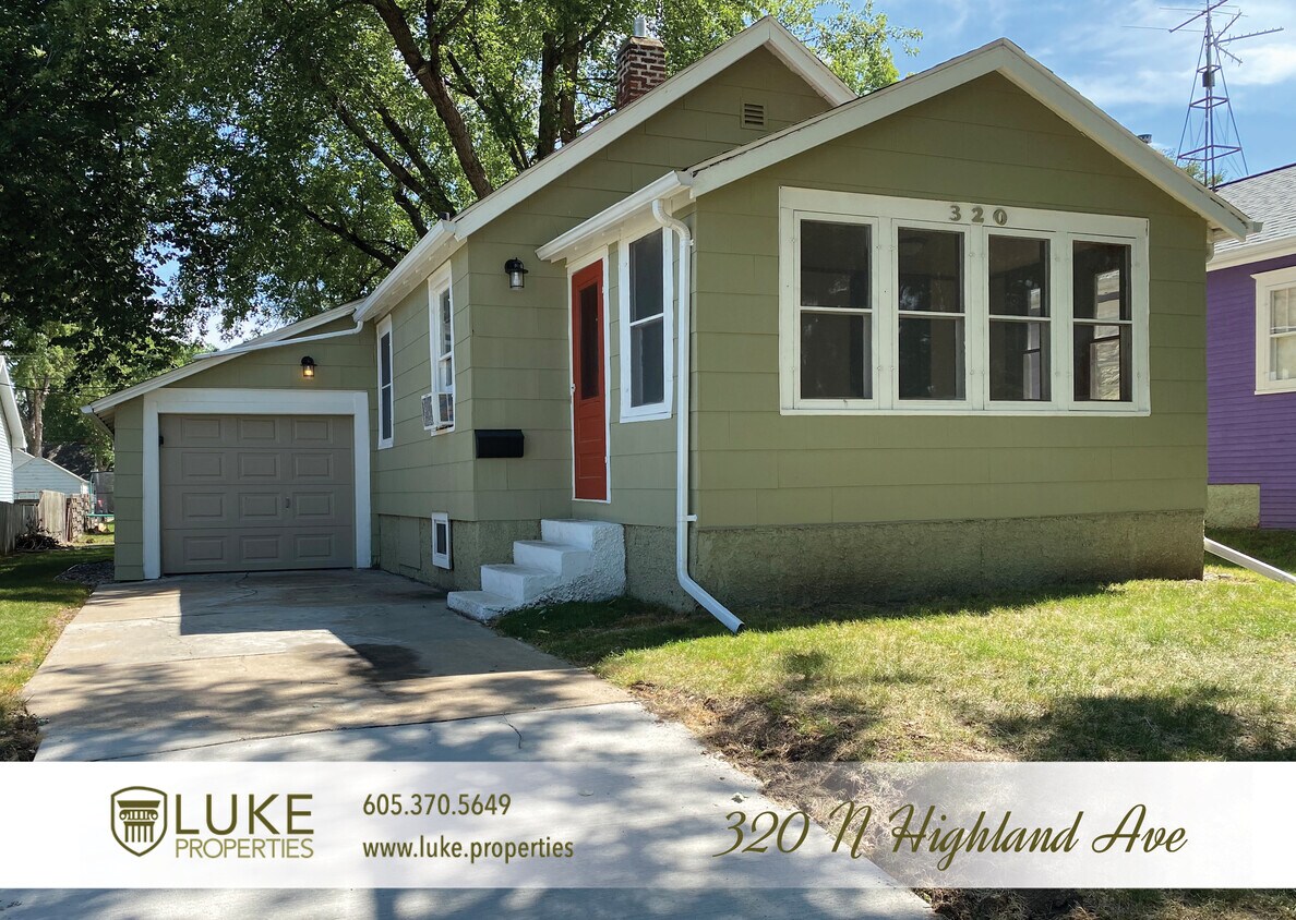 Foto principal - 320 N Highland Ave