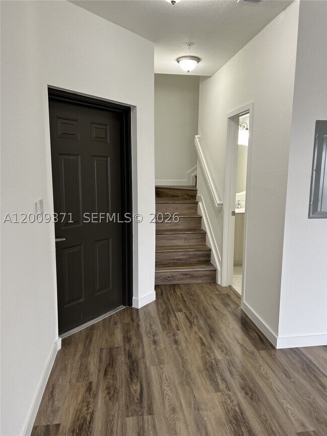 Foto del edificio - 15540 SW 136th St