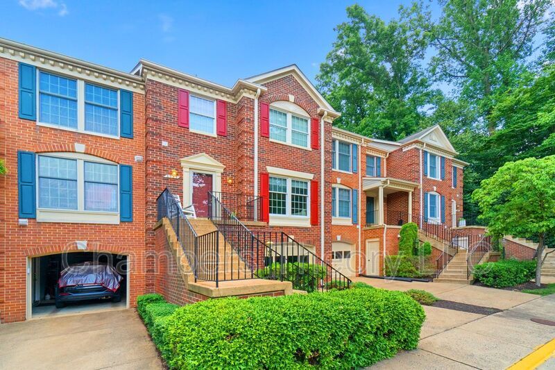 Foto principal - 6523 Castine Ln