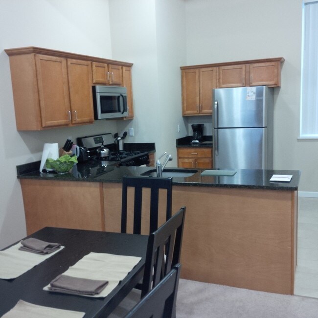 Kitchen - 35 Mill St