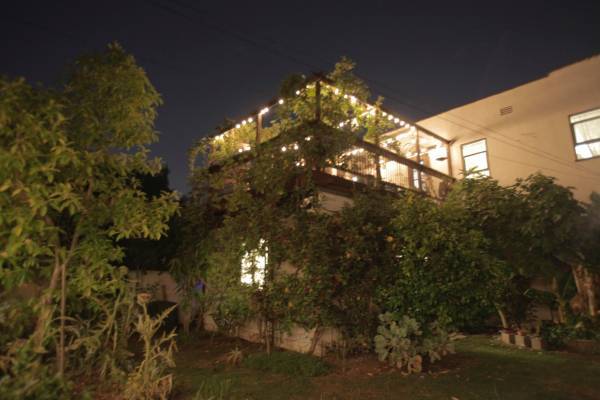Building Photo - 1447 South Sierra Bonita Avenue