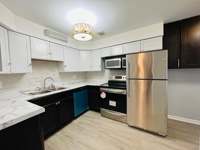 Foto del edificio - 2772 E 75th St