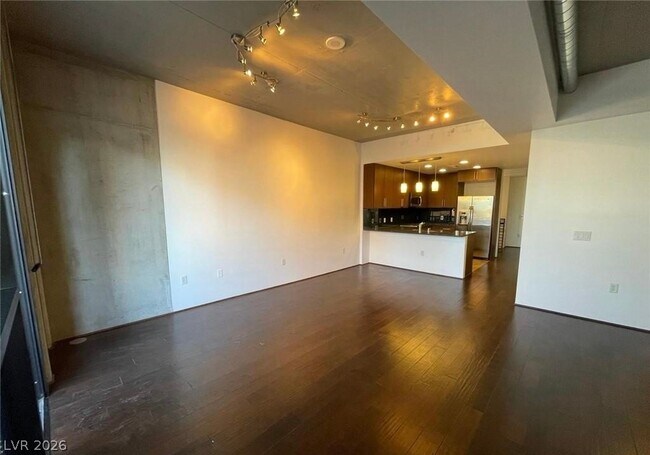 Foto del edificio - 353 E Bonneville Ave