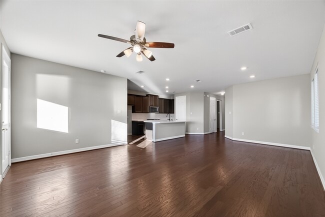 Building Photo - 2131 Islawild Wy