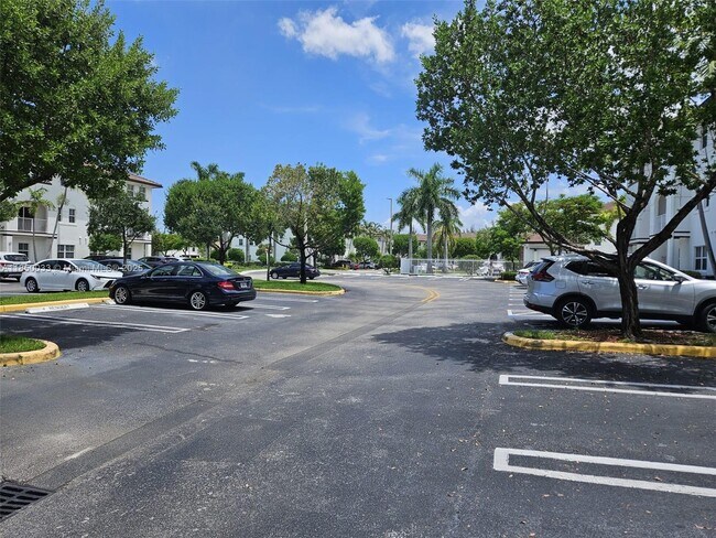 Foto del edificio - 8800 NW 97th Ave