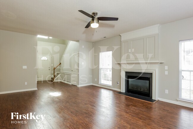 Foto del edificio - 4817 Loganshire Ln