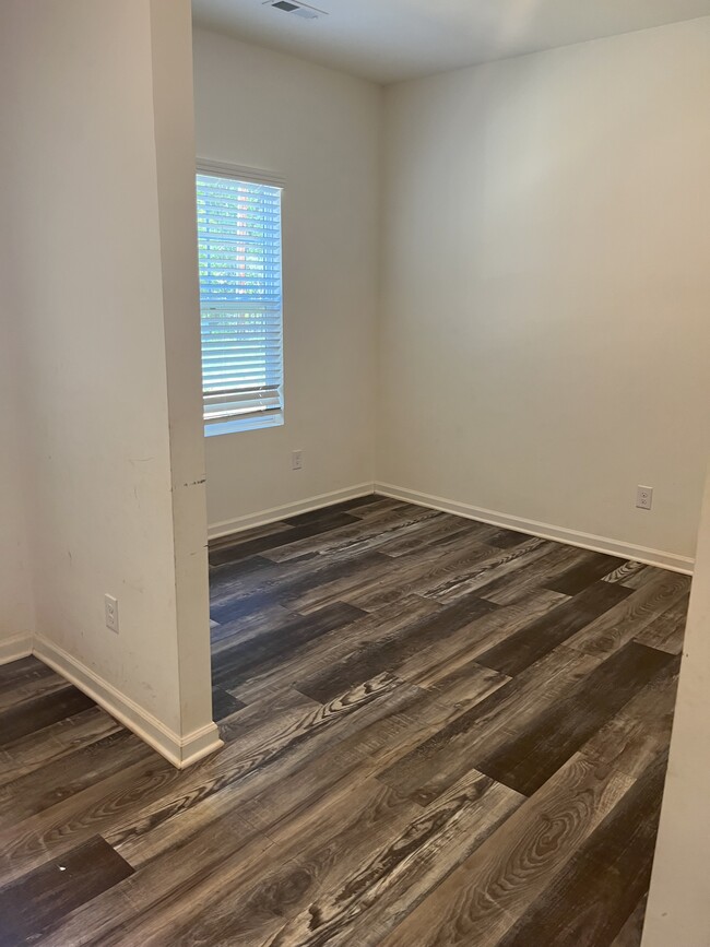 Office space - 125 Blackbeard Ln