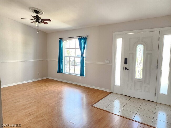 Foto del edificio - 136 SE 19th Ln
