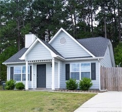 Building Photo - 2228 Spindletree Dr