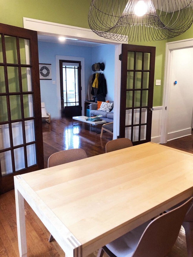 Building Photo - 923 Idlewild Ct