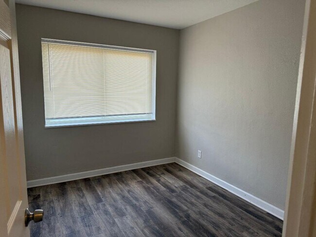 Foto del edificio - 8025 Gravois Rd