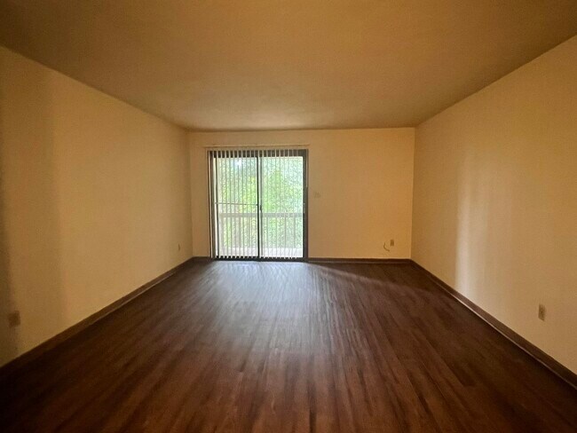 Foto del edificio - 1598 Kay Ave