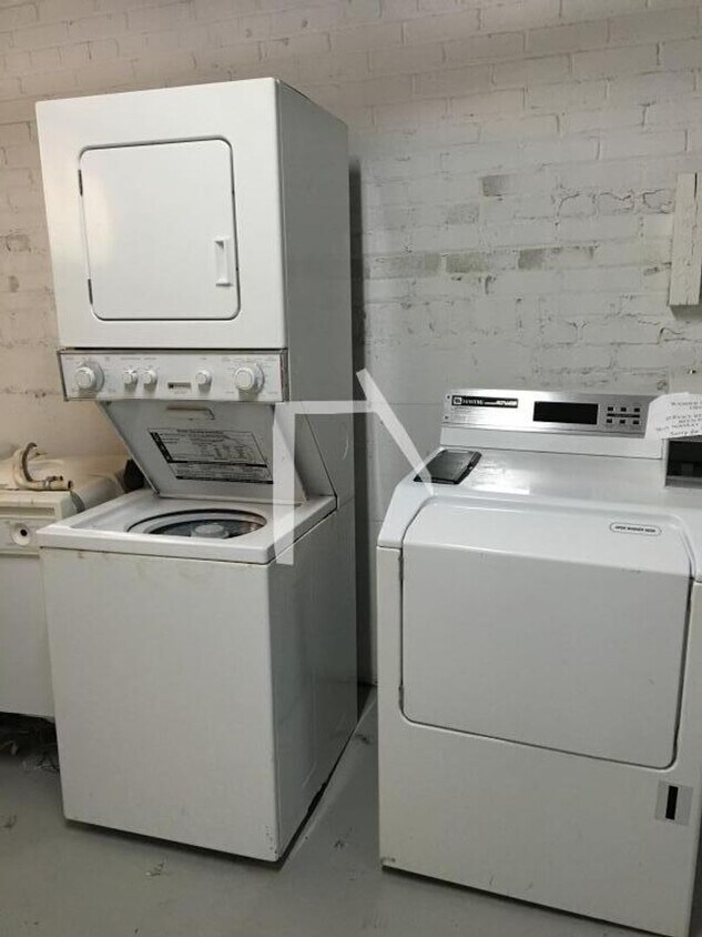 Primary Photo - 2 Bedroom
