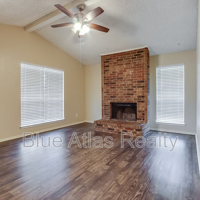 Foto del edificio - 610 Lillard Rd