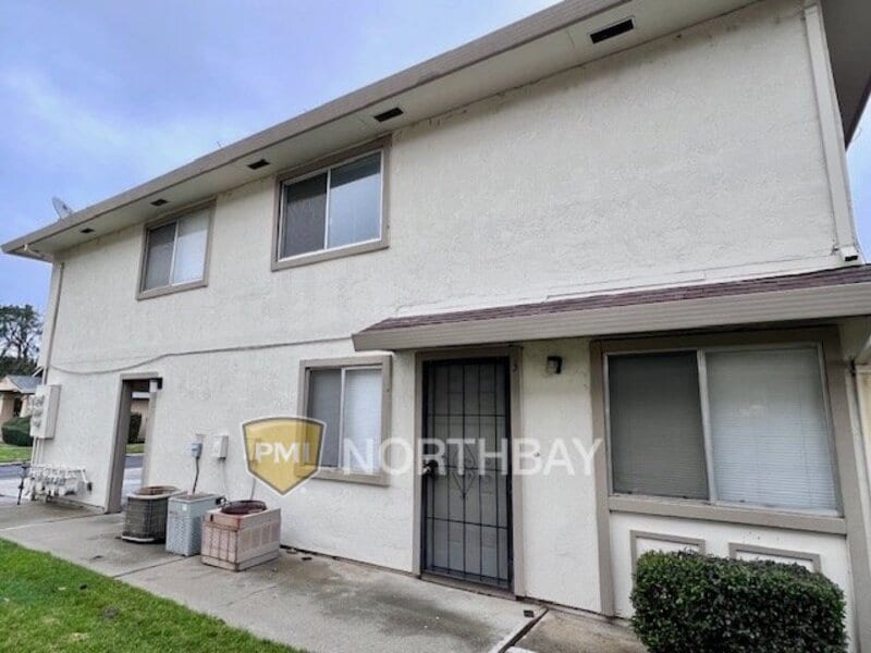 1977 Woodglen Ln Unit Apt 3, Vacaville, CA 95687 Condo for Rent in