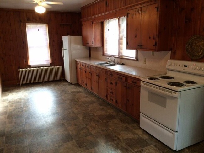 Kitchen - 31 Mary St