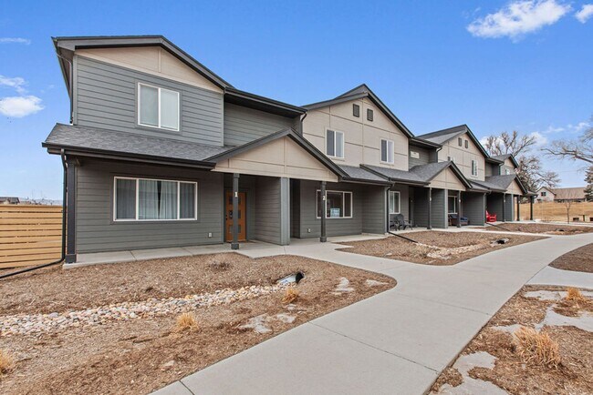 Foto del edificio - Two Story Town Home North Fort Collins