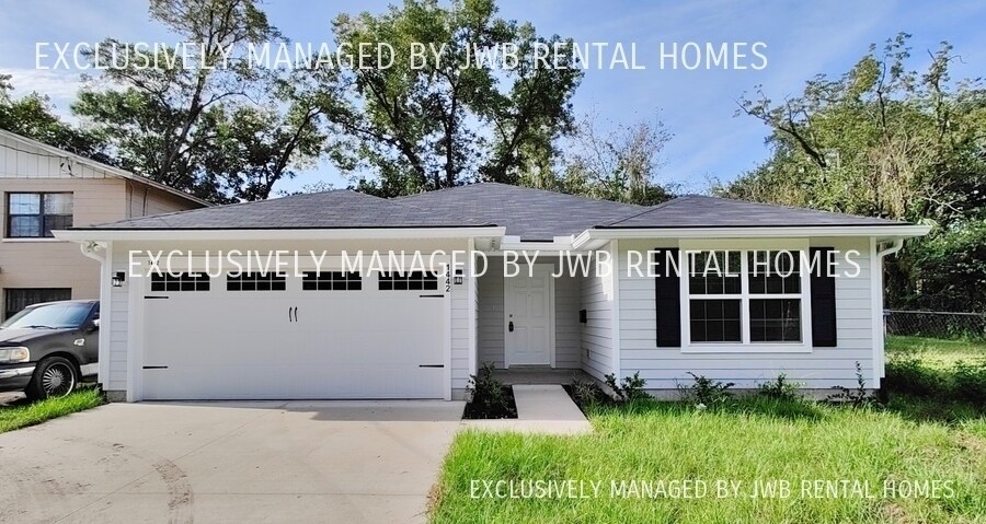 Foto principal - 1442 Golfair Blvd