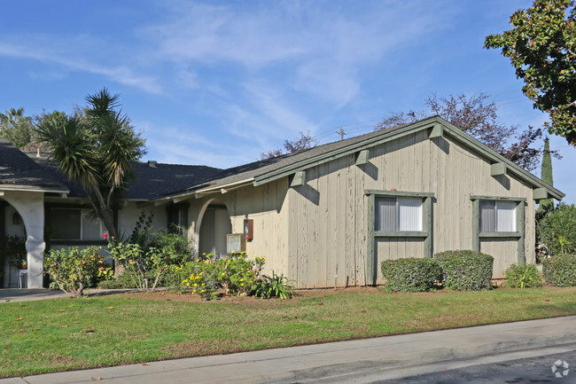 Building Photo - Sierra Grande Apartments