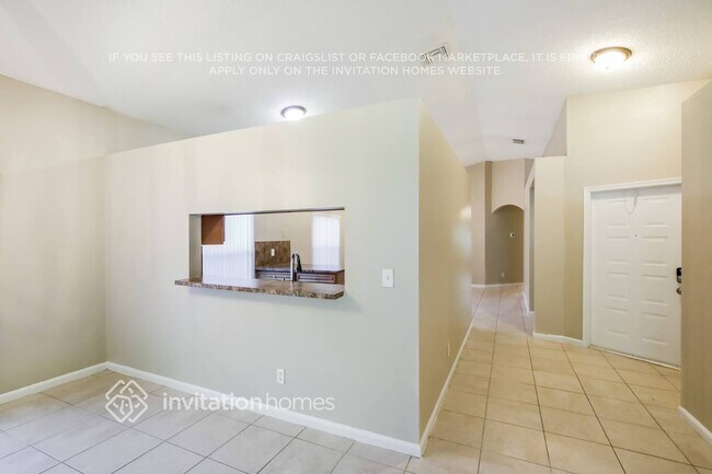 Foto del edificio - 10890 NW 46th Dr