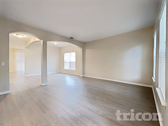 Building Photo - 1513 Lancashire Way