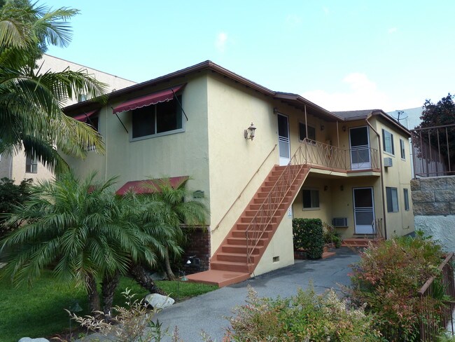 Foto del edificio - 457 Oak St