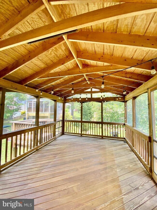 Building Photo - Discover Your Dream Home in Countryside’s Serene Cul-de-Sac