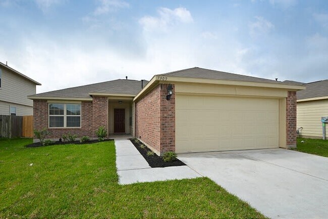 Building Photo - 7909 W Red Oak Ln