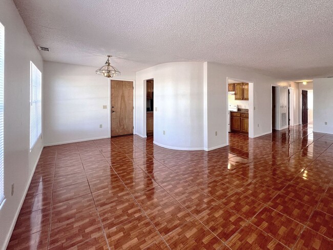 Building Photo - Spacious 3-Bedroom, 2-Bathroom in Winter Haven