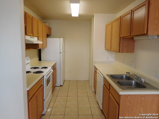 Foto del edificio - 4402 Terra Summit Rd