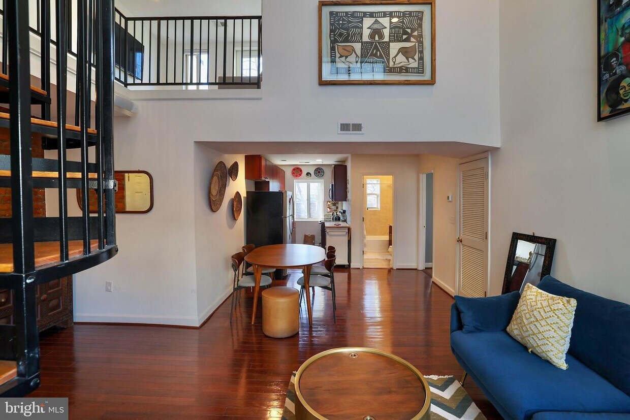 Primary Photo - 5403 9th St NW