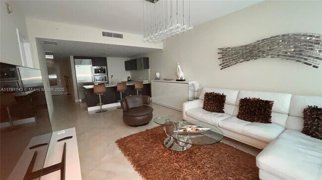 Foto del edificio - 17001 Collins Ave