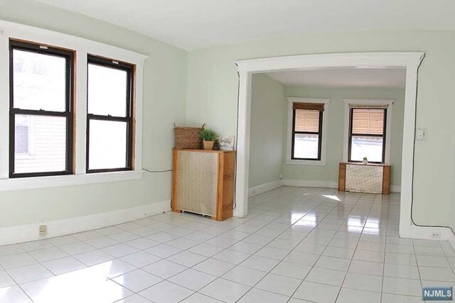 Foto del edificio - 269-271 Vernon Ave