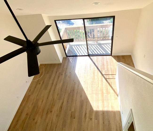 Building Photo - 501 Orange Blossom